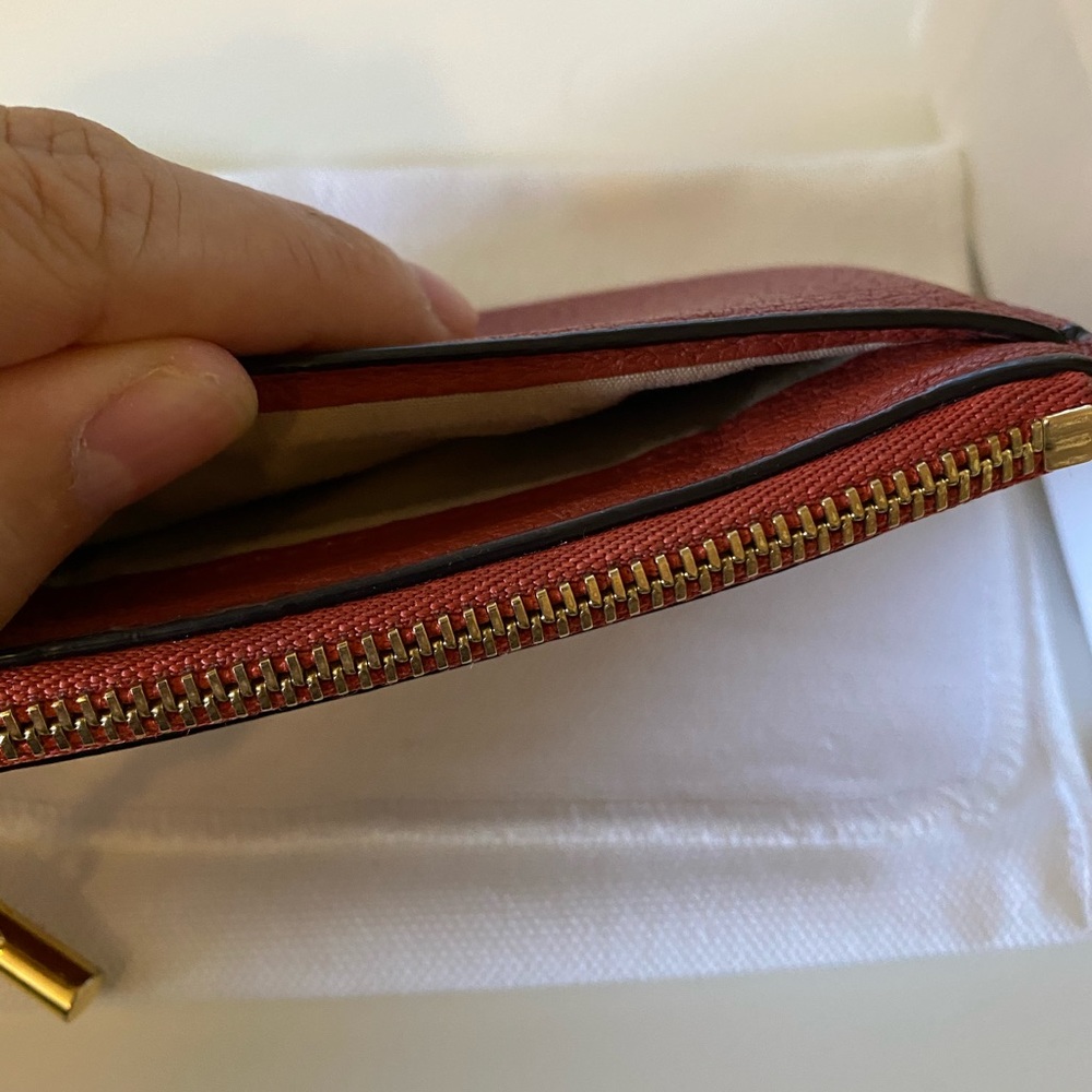 Authentic Chloé Wallet - Picture 5 of 8